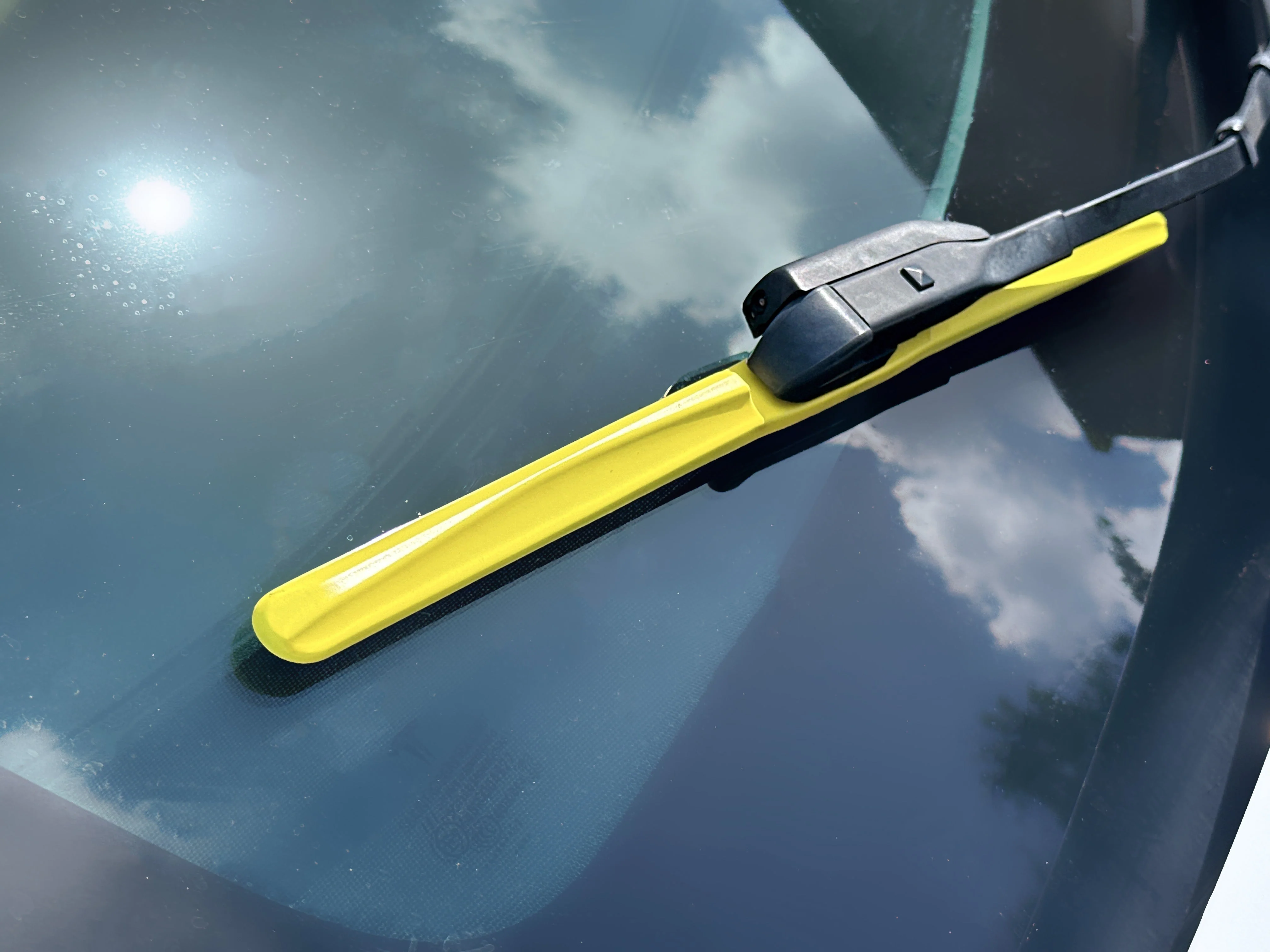 ClixWipers 24in and 20in Windshield Wiper Blade Set - Image 51
