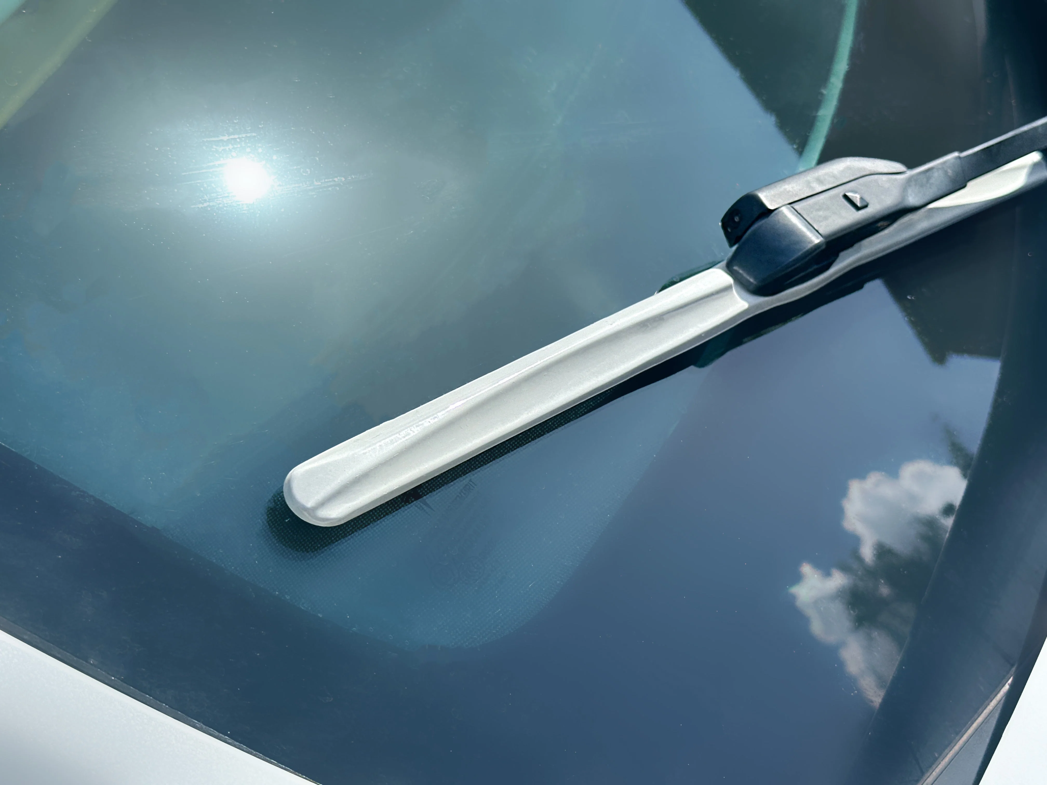 ClixWipers 28in and 26in Windshield Wiper Blade Set - Image 57